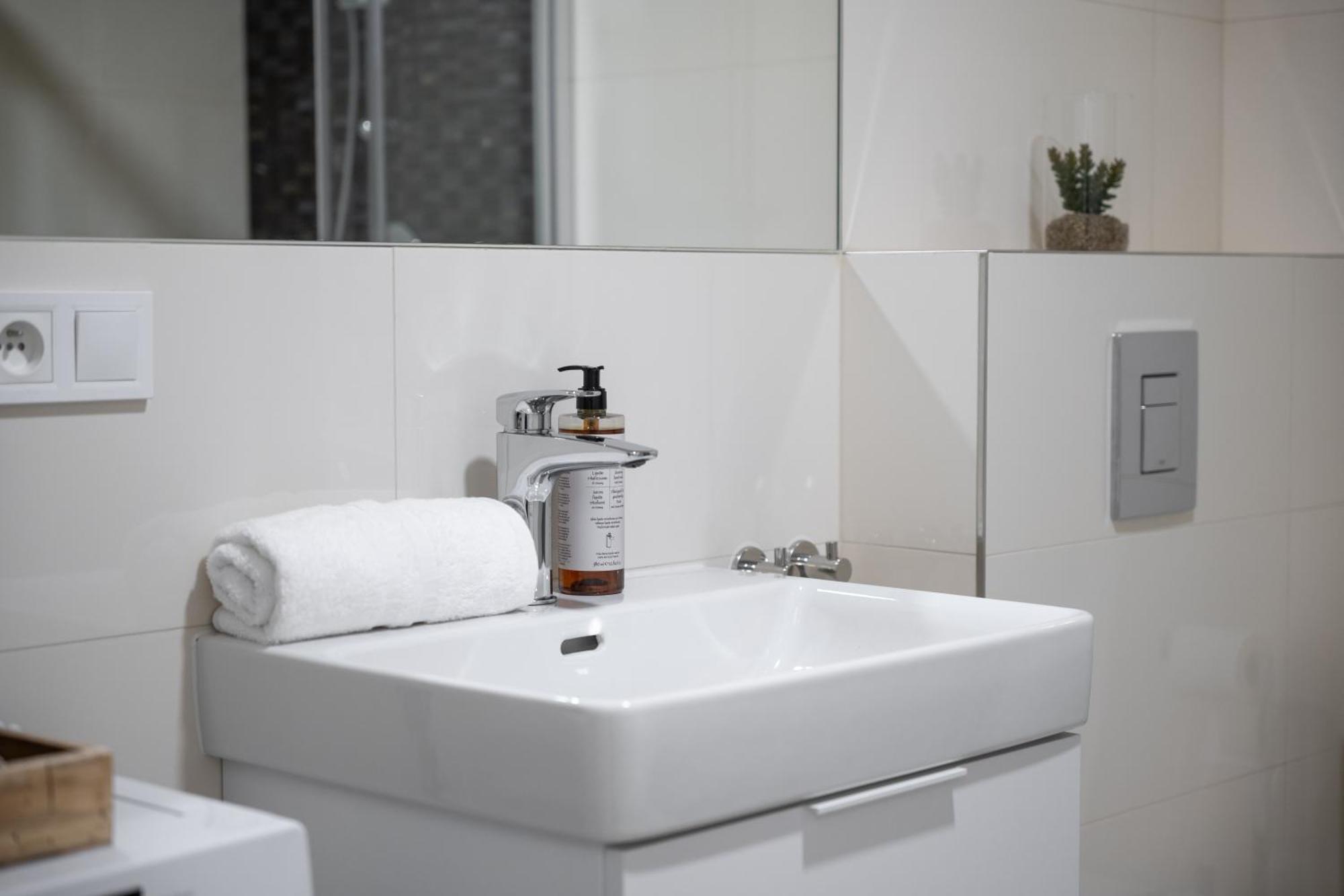 Cavallo Business Apartments Prague Luaran gambar